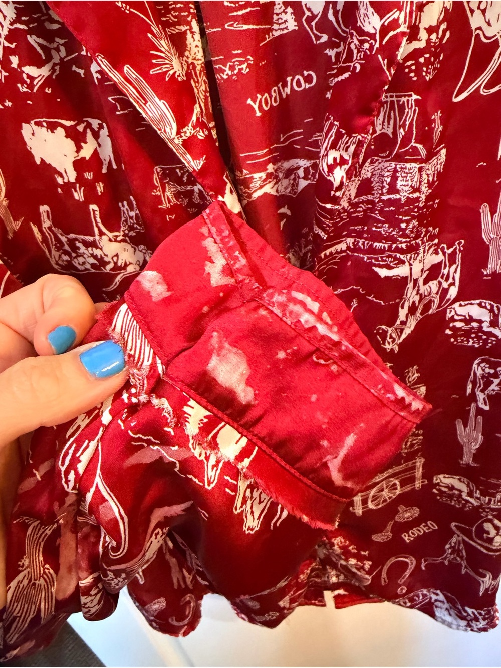 Vintage Red Western Print Button-Up Shirt Oversized with flaws - Picture 9 of 9